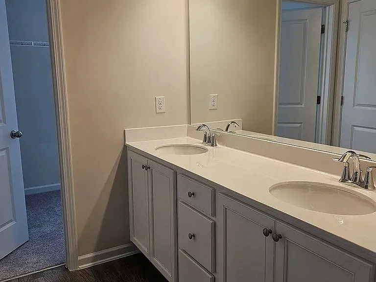 831 River Gardens Dr — Photo 10