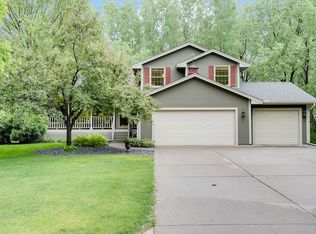 12145 Ivywood St NW, Coon Rapids, MN 55433