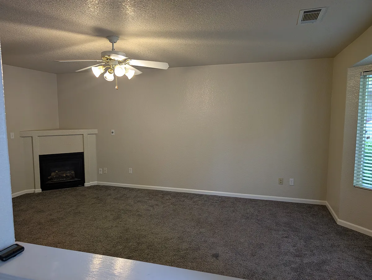Building Photo - 3604 Stingy Ln