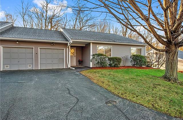 1st image of 186 Long Hill Dr #B