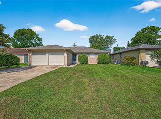 5243 Wickview Ln, Houston, TX 77053