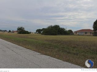 1166 NW 4th Ave, Cape Coral, FL 33993