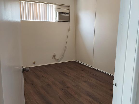 4th image of 234 N Moore Ave APT D