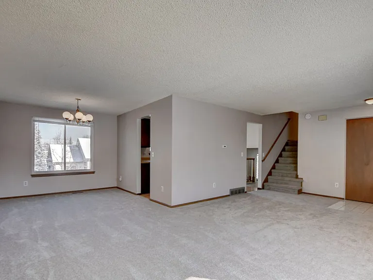 2541 W 105th Pl — Photo 9