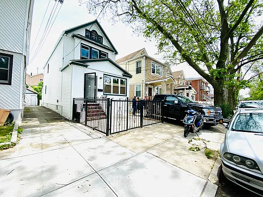 Rented by Blue Egg Realty Corp | media 17