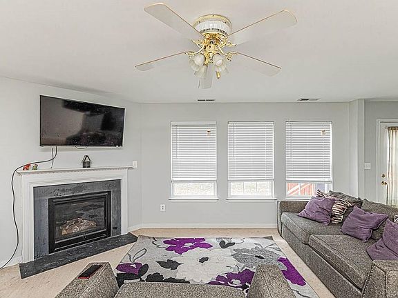 4th image of 12719 Wensley Ln