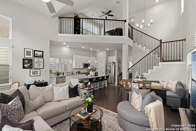 3 bed, 3.5 bath, 2235 sqft, $2,950 — Photo 3
