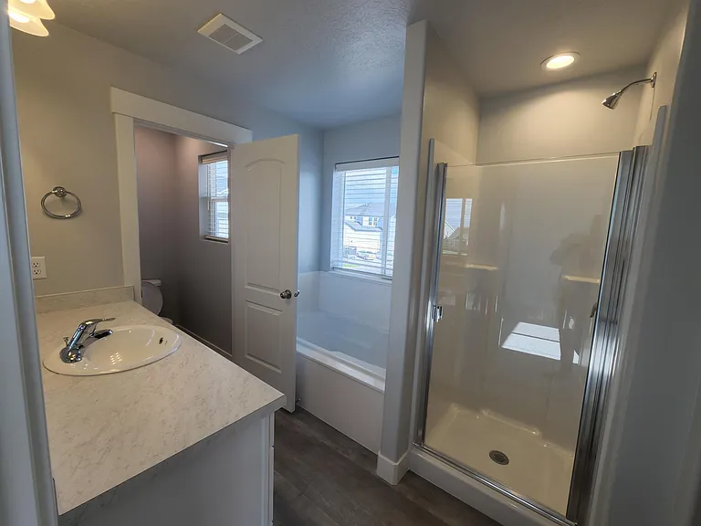 439 E Hill View Dr — Photo 11