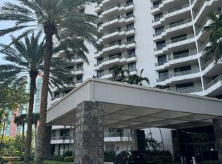 3300 NE 192nd St APT 415, Aventura, FL 33180