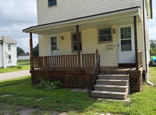 10052 Railroad St APT 2, Lake City, PA 16423