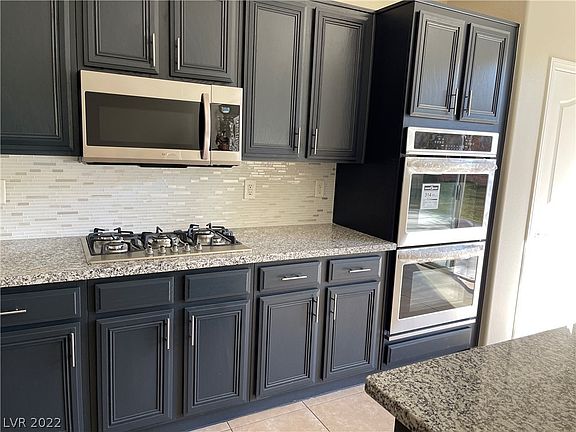 2nd image of 2713 Cool Lilac Ave