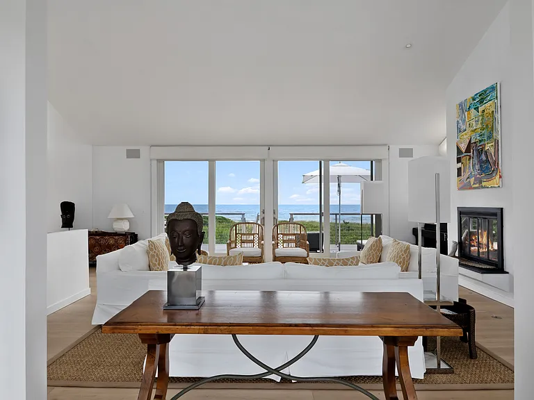 114 Dune Rd — Photo 17