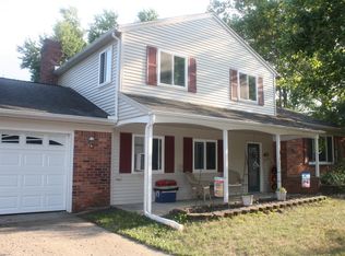 40 Butternut Ct, Chelsea, MI 48118