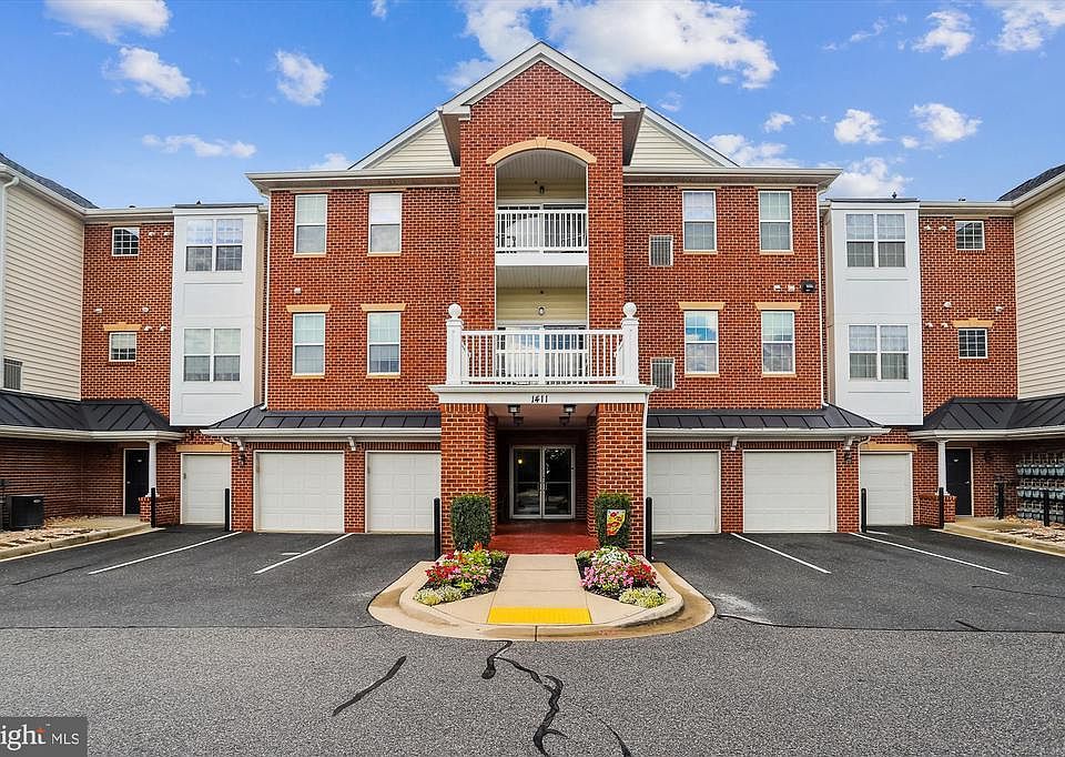 1st image of 1411 Wigeon Way Unit 307