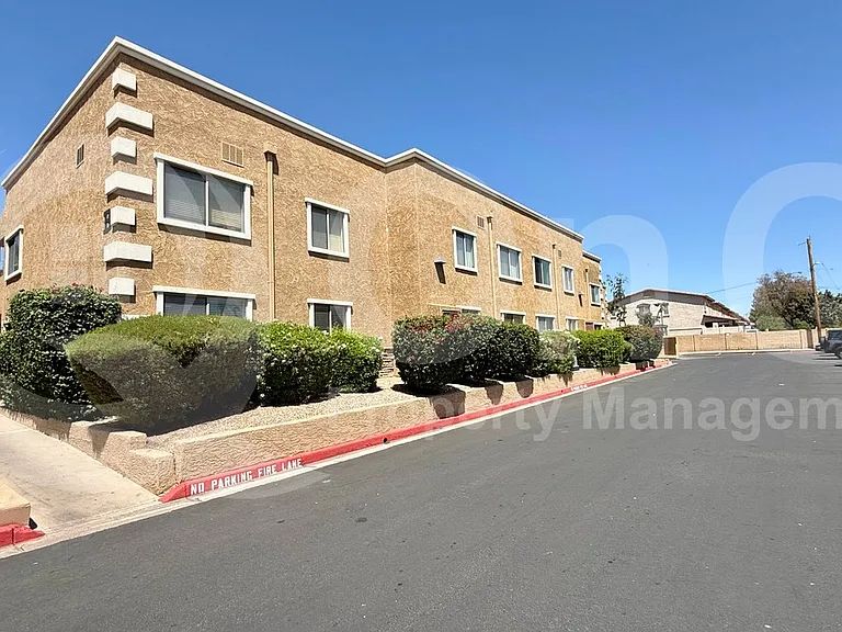 303 N Miller Rd #1005 — Photo 15