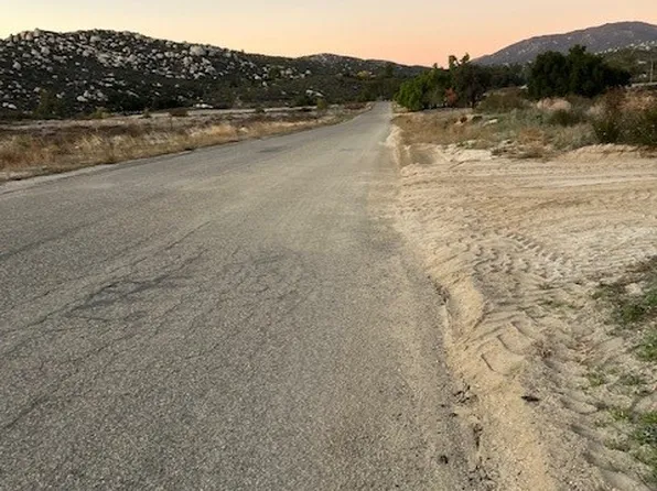 39838 Reed Valley Rd, Aguanga, CA 92536