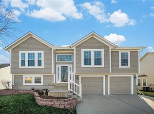 12521 S Lincoln St, Olathe, KS 66061