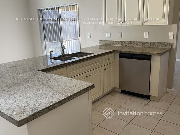 5th image of 13788 Sheffield St