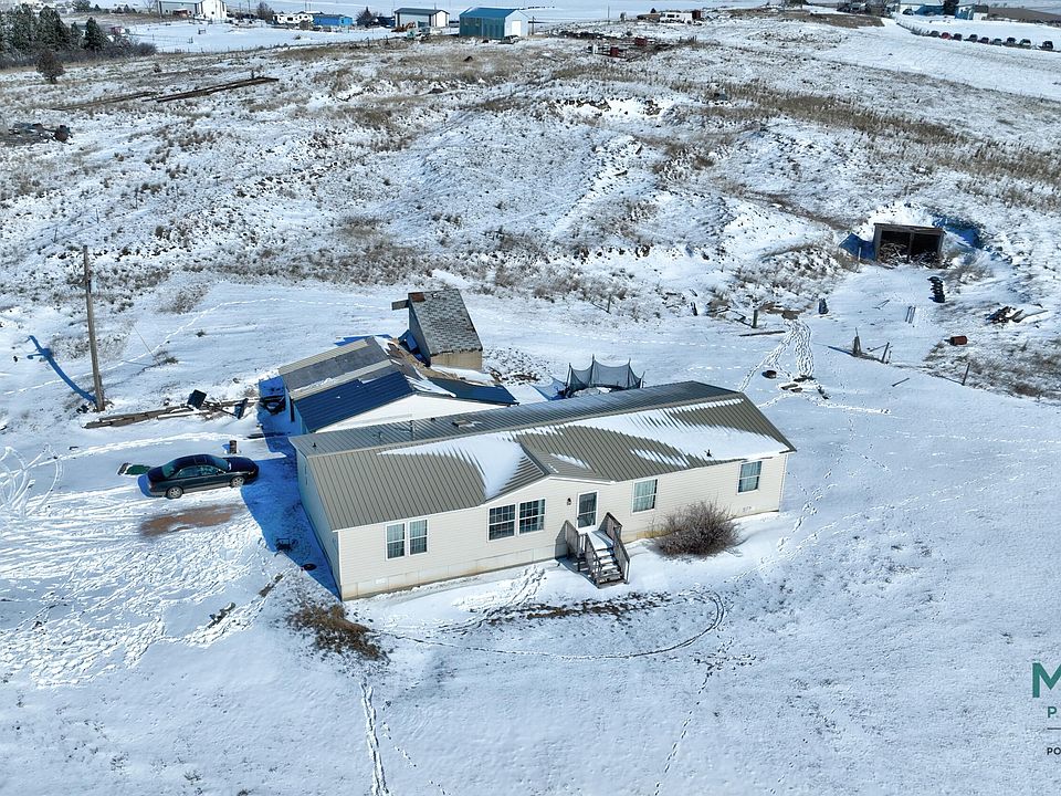 1st image of 40 Robinson Rd