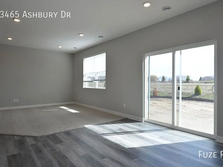 23465 Ashbury Dr — Photo 6