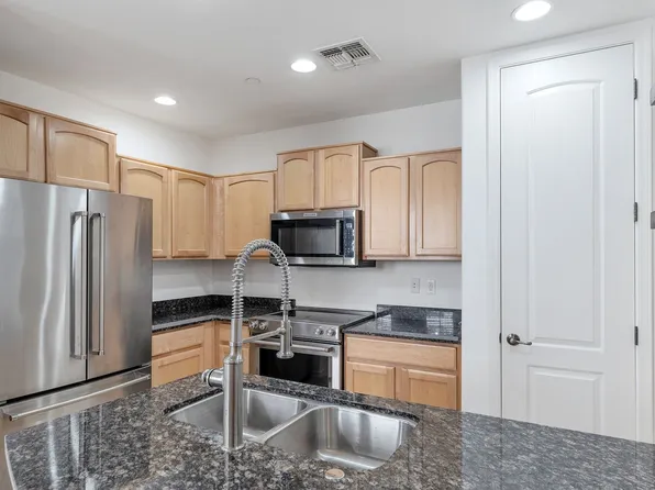 10055 N 142nd St Unit 1330, Scottsdale, AZ 85259