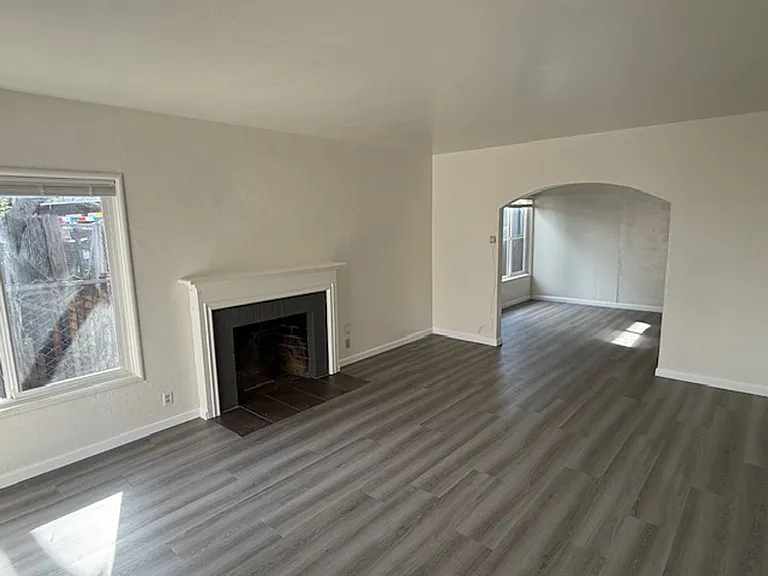 45th St, 317 — Photo 6