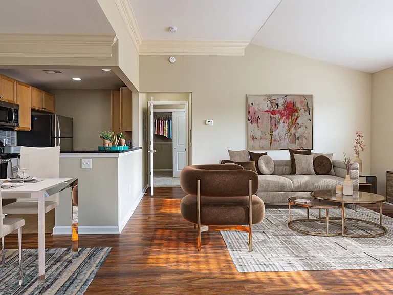 Atkins Circle Apartments and Townhomes — Photo 3