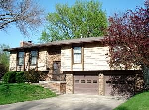 1st image of 1147 Woodbine Cir E