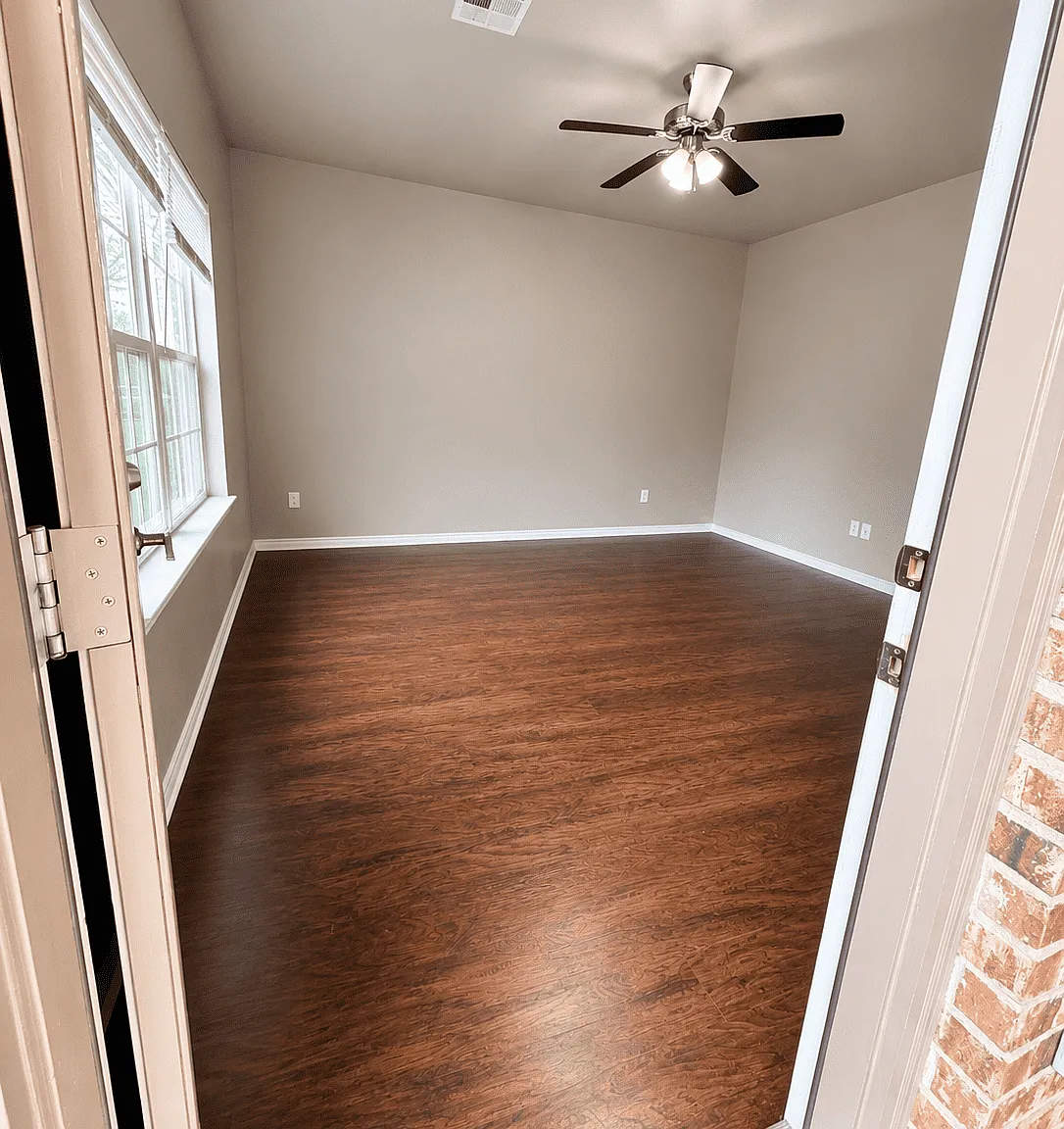 2 bed, 800 sqft, $1,000 — Photo 4