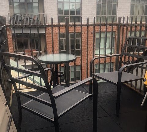 5th image of 21 W Broadway
