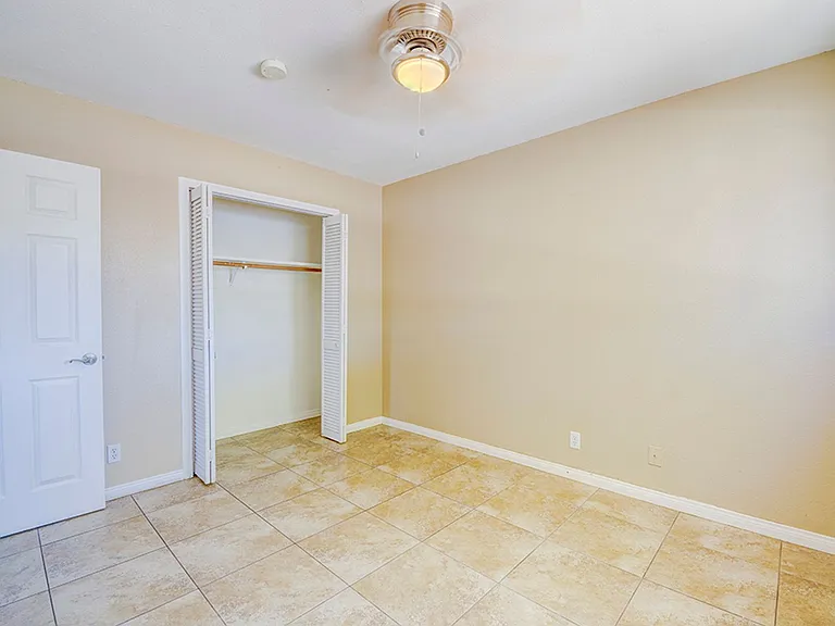 3990 Syracuse Dr — Photo 44