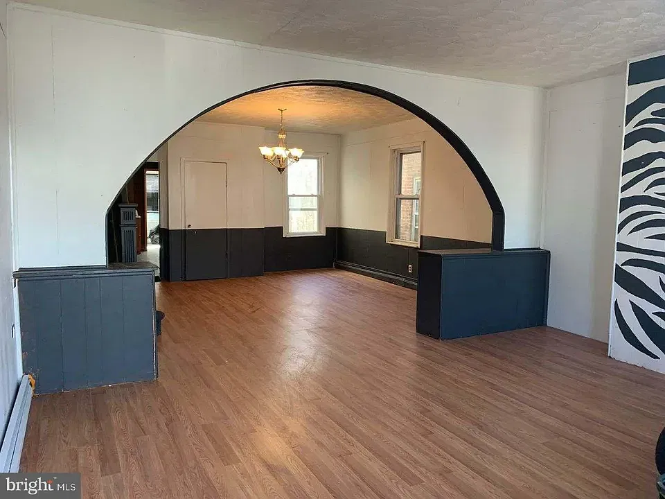 3 bed, 1536 sqft, $2,500 — Photo 2