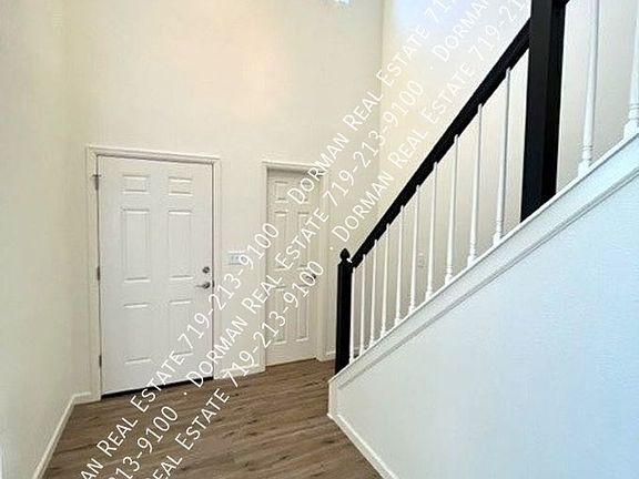 2nd image of 1160 Beacon Hill Way