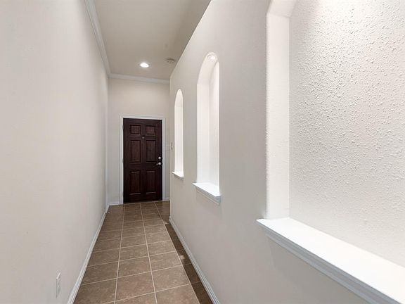 4th image of 234 Harbor Bend Ln