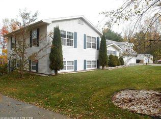 62 Cedar St, Calais, ME 04619
