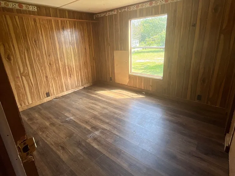 159 Robinson Rd — Photo 4