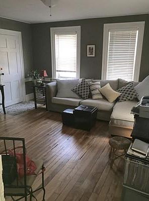 4th image of 10 Daniels St APT 1L
