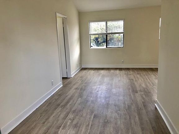 3rd image of 4855 70th St APT 10