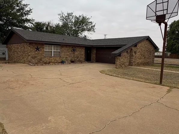803 S Howell St, Brownfield, TX 79316