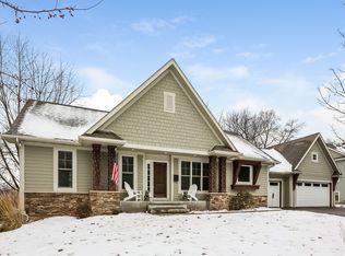 5113 W 59th St, Edina, MN 55436