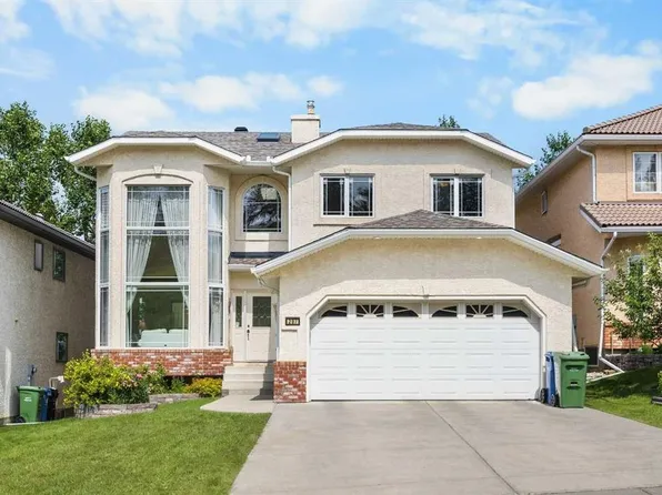 207 SW Hamptons Dr NW, Calgary, AB T3A 5S1