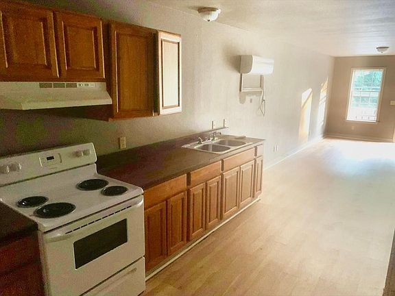 2nd image of 170 County Road 1438 #C