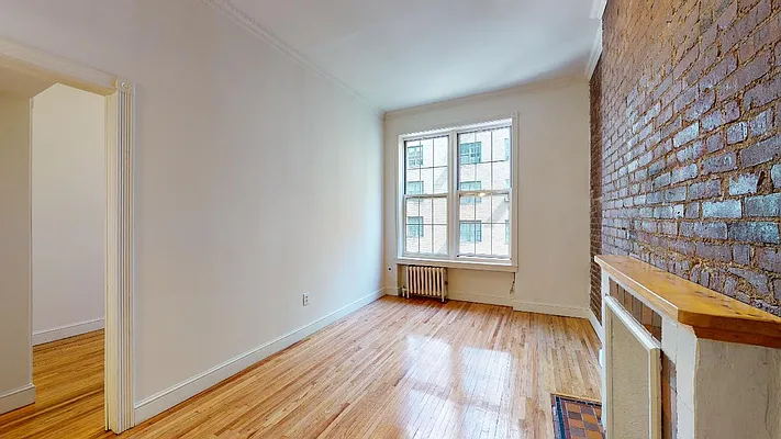 Rented by Bond New York | media 9