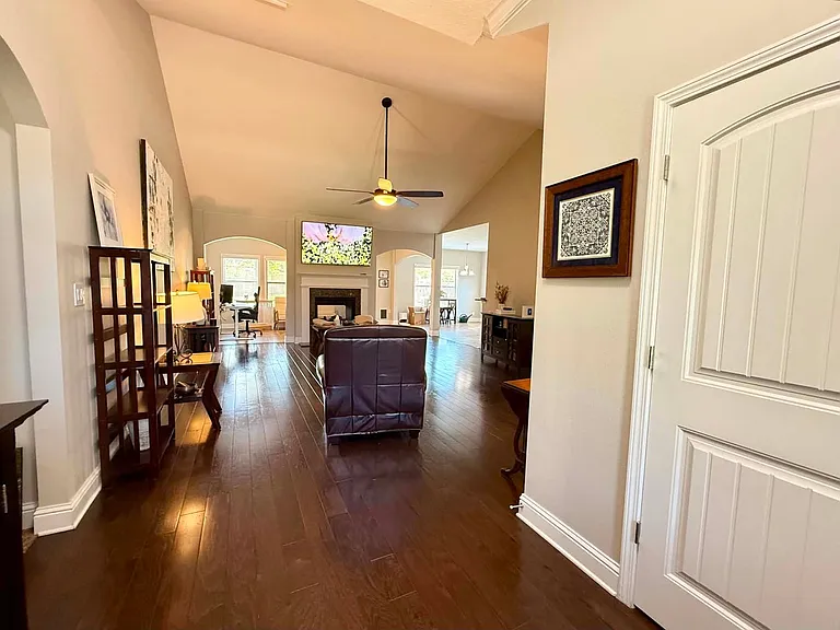 12001 Squirrel Dr — Photo 33