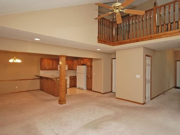 2nd image of 8207 NW Bradford Ct