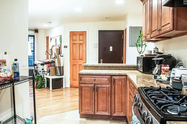 Rented by Wyllie Real Estate | media 7