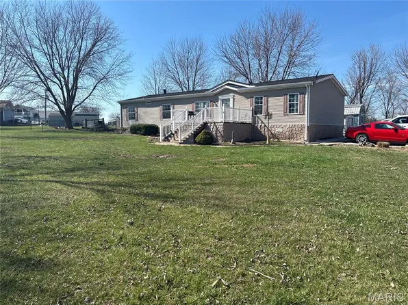 214 College Cir, Eolia, MO 63344