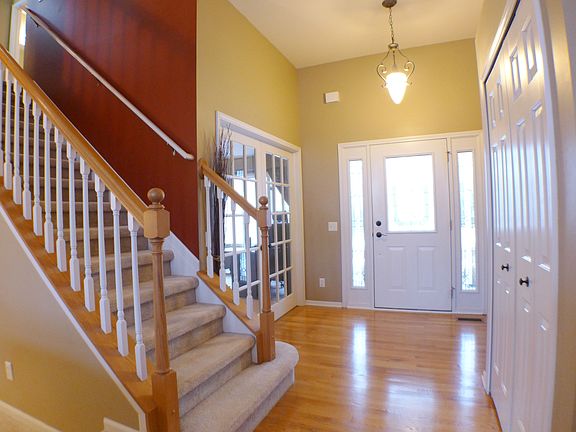 2nd image of 1047 Long Leaf Ct
