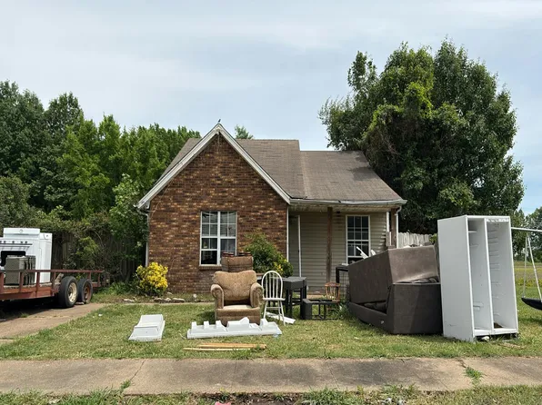 400 Hollybrook Point, West Memphis, AR 72301