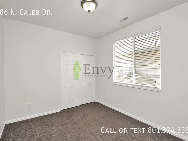 286 N Caleb Dr — Photo 12
